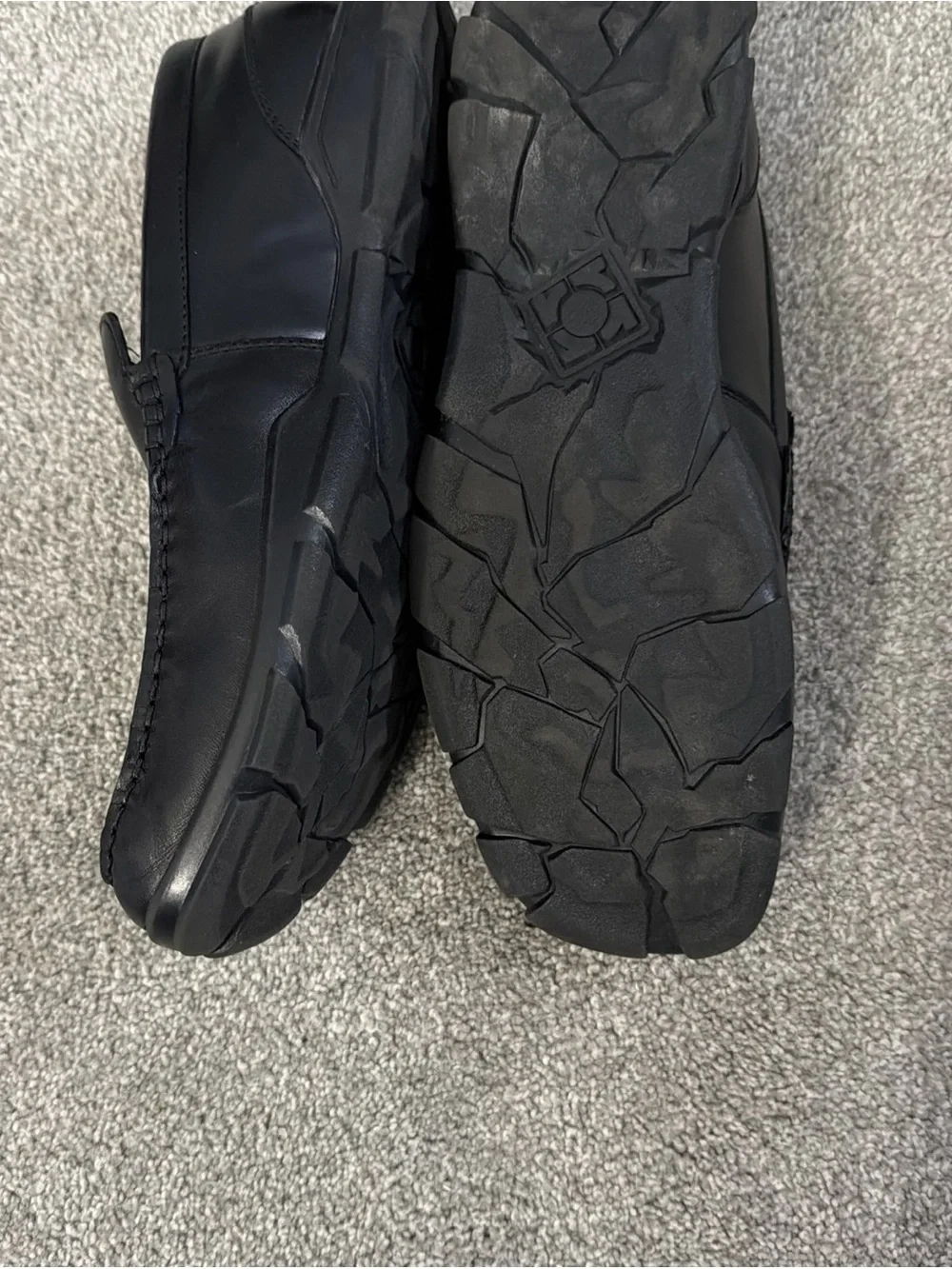 Kenneth Cole Reaction Black Leather Slip-On Loafers for Men